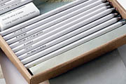 Manifesto Pencil Box (1/2)
